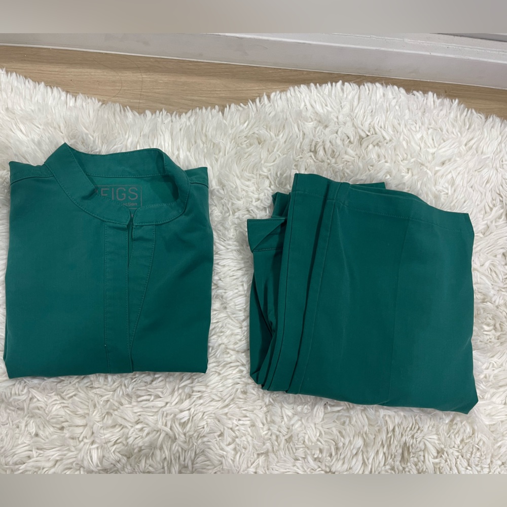 Women Figs Scrubs